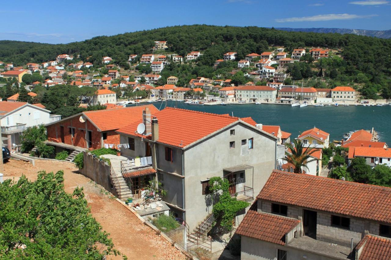 Apartments With A Parking Space Jelsa, Hvar - 8746 Exterior photo